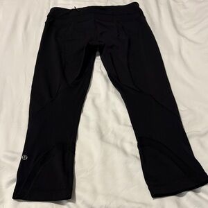 Pre Love 🩷 Lolululemon athletica Women Black & print Leggings Size- 6